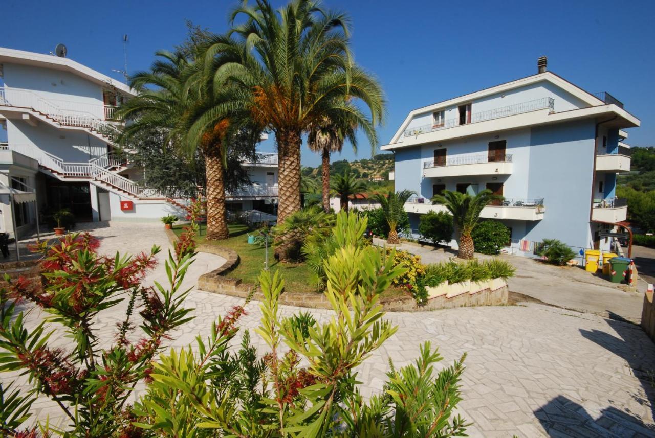 Villaggio Verde Cupra Купра-Мариттіма Екстер'єр фото